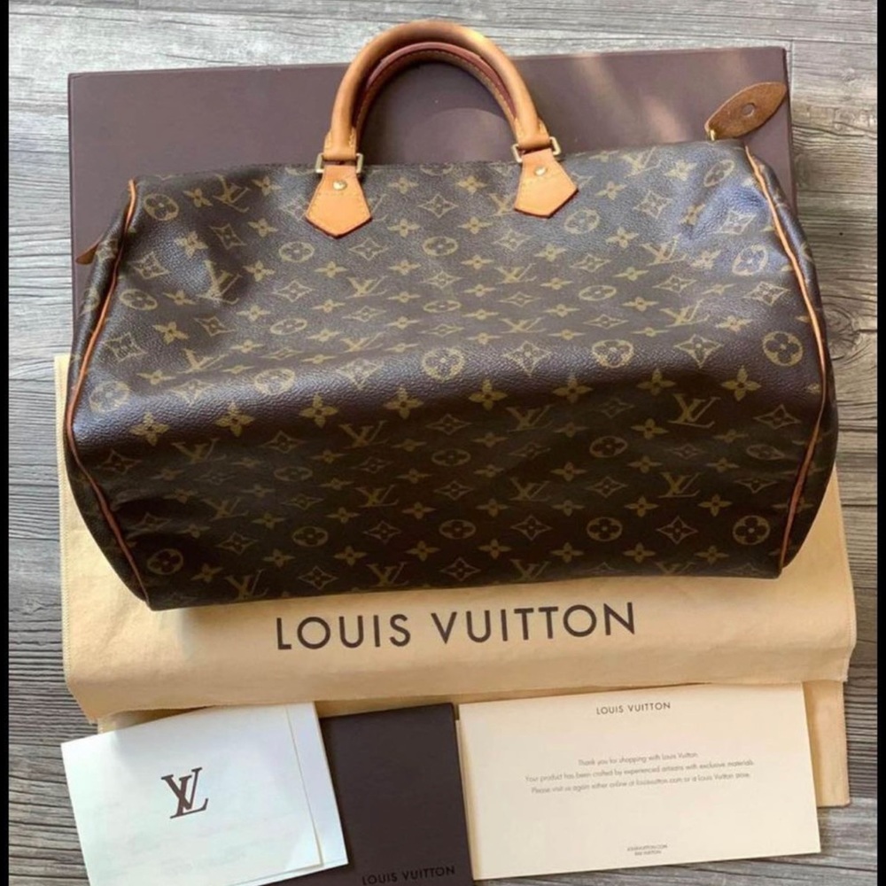 Louis Vuitton speedy bag 35.